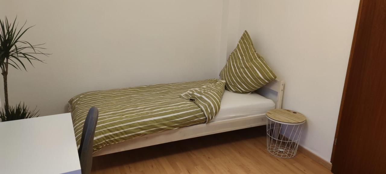Schoene Und Optimal Gelegene Wohnung Og Weisskirchen المظهر الخارجي الصورة